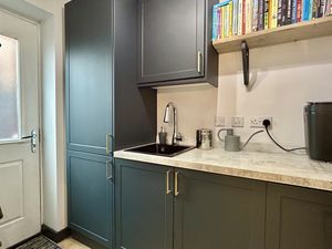 Utility Room- click for photo gallery